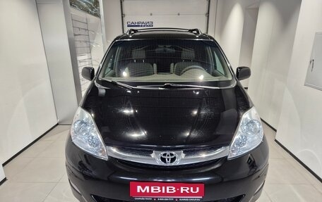 Toyota Sienna II рестайлинг, 2008 год, 1 549 000 рублей, 2 фотография