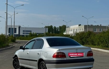 Toyota Avensis III рестайлинг, 2000 год, 559 000 рублей, 4 фотография