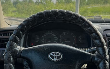 Toyota Avensis III рестайлинг, 2000 год, 559 000 рублей, 12 фотография