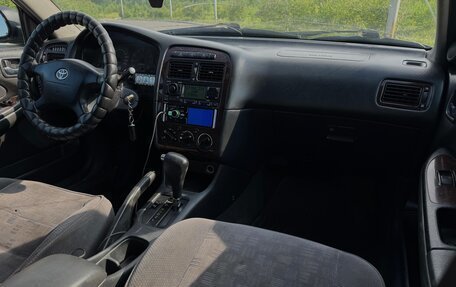 Toyota Avensis III рестайлинг, 2000 год, 559 000 рублей, 15 фотография