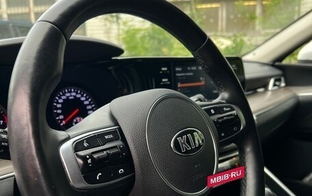 KIA K5, 2020 год, 2 750 000 рублей, 24 фотография