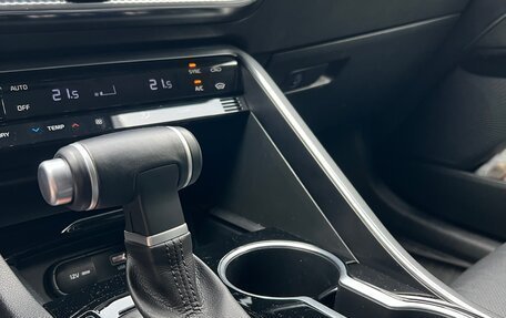 KIA K5, 2020 год, 2 750 000 рублей, 32 фотография