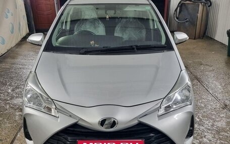 Toyota Vitz, 2017 год, 1 100 000 рублей, 2 фотография