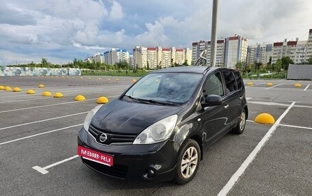 Nissan Note II рестайлинг, 2011 год, 545 000 рублей, 2 фотография