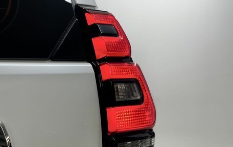 Toyota Land Cruiser Prado 150 рестайлинг 2, 2018 год, 5 545 000 рублей, 10 фотография