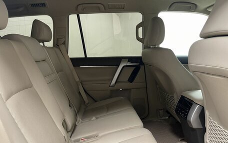Toyota Land Cruiser Prado 150 рестайлинг 2, 2018 год, 5 545 000 рублей, 13 фотография