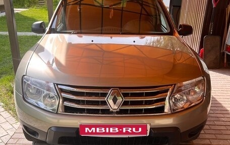 Renault Duster I рестайлинг, 2014 год, 885 000 рублей, 1 фотография