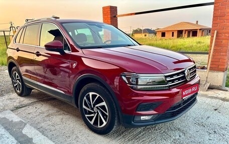 Volkswagen Tiguan II, 2018 год, 2 550 000 рублей, 1 фотография