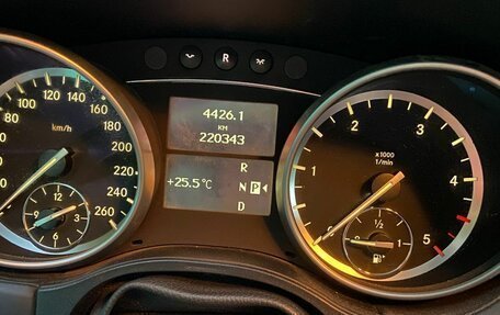Mercedes-Benz GL-Класс, 2012 год, 2 300 000 рублей, 2 фотография