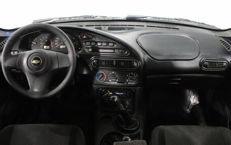 Chevrolet Niva I рестайлинг, 2015 год, 615 000 рублей, 13 фотография