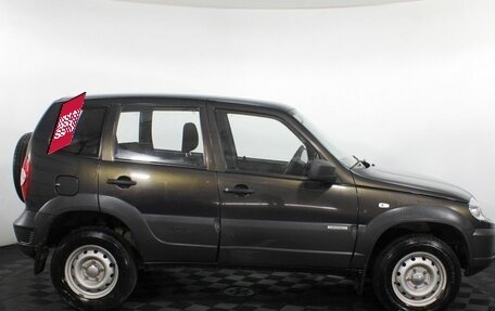 Chevrolet Niva I рестайлинг, 2015 год, 615 000 рублей, 4 фотография