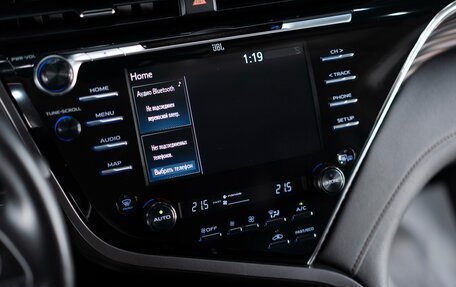 Toyota Camry, 2018 год, 3 200 000 рублей, 28 фотография
