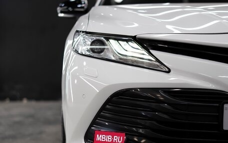 Toyota Camry, 2018 год, 3 200 000 рублей, 19 фотография