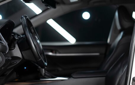 Toyota Camry, 2018 год, 3 200 000 рублей, 38 фотография