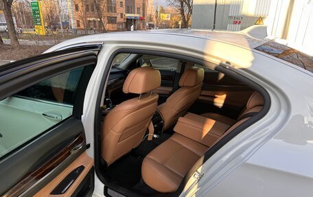 BMW 7 серия, 2012 год, 1 700 000 рублей, 21 фотография