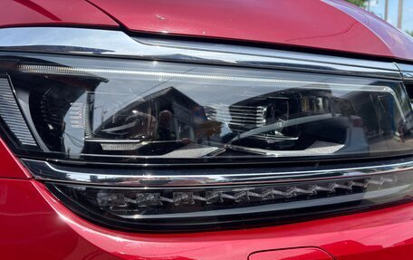 Volkswagen Tiguan II, 2018 год, 2 550 000 рублей, 7 фотография
