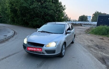 Ford Focus II рестайлинг, 2005 год, 199 999 рублей, 2 фотография