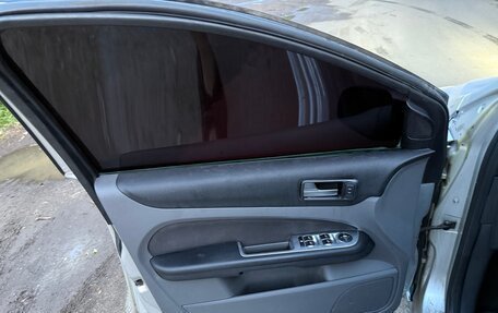 Ford Focus II рестайлинг, 2005 год, 199 999 рублей, 10 фотография