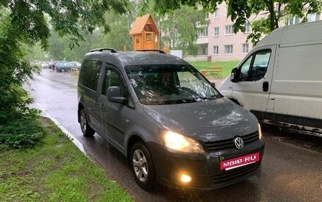 Volkswagen Caddy III рестайлинг, 2012 год, 1 000 000 рублей, 2 фотография