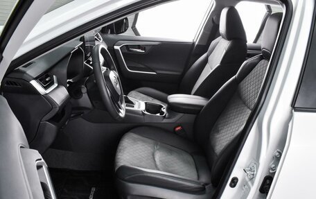 Toyota RAV4, 2024 год, 3 999 000 рублей, 10 фотография