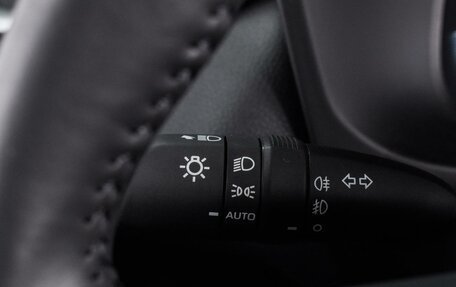 Toyota RAV4, 2024 год, 3 999 000 рублей, 24 фотография