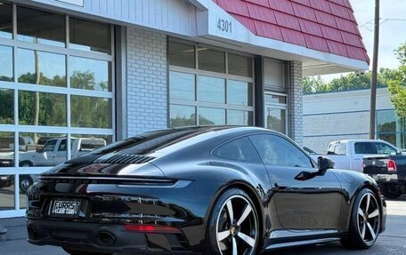 Porsche 911, 2024 год, 18 790 000 рублей, 6 фотография