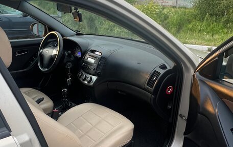 Hyundai Elantra IV, 2010 год, 748 000 рублей, 10 фотография