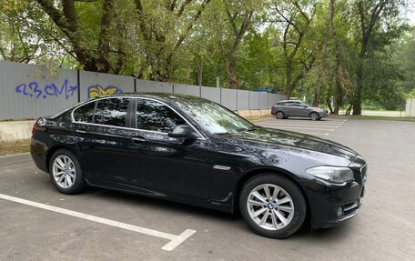 BMW 5 серия, 2016 год, 2 100 000 рублей, 2 фотография