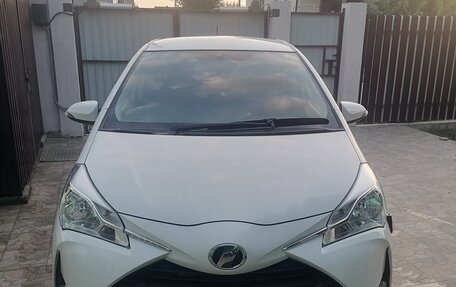 Toyota Vitz, 2018 год, 1 150 000 рублей, 6 фотография