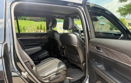Jeep Grand Cherokee, 2024 год, 8 125 000 рублей, 13 фотография