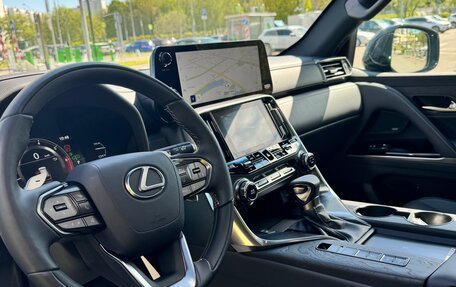 Lexus LX, 2024 год, 18 990 000 рублей, 11 фотография