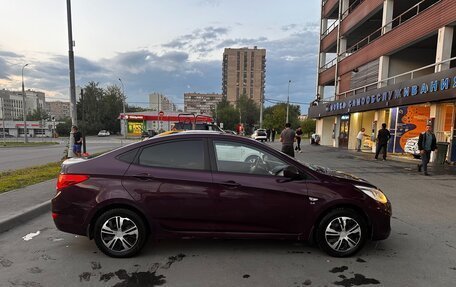 Hyundai Solaris II рестайлинг, 2013 год, 600 000 рублей, 6 фотография