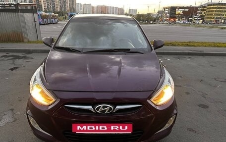 Hyundai Solaris II рестайлинг, 2013 год, 600 000 рублей, 18 фотография