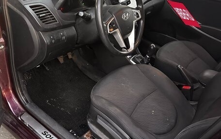 Hyundai Solaris II рестайлинг, 2013 год, 600 000 рублей, 15 фотография