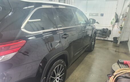 Toyota Highlander III, 2019 год, 3 800 000 рублей, 18 фотография