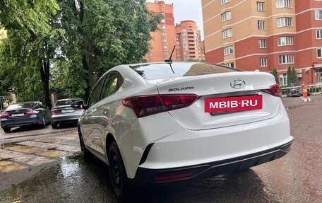 Hyundai Solaris II рестайлинг, 2022 год, 1 300 000 рублей, 5 фотография