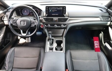 Honda Accord IX рестайлинг, 2018 год, 2 300 000 рублей, 11 фотография