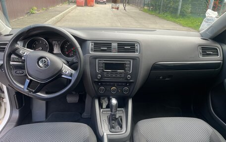 Volkswagen Jetta VI, 2018 год, 1 700 000 рублей, 4 фотография