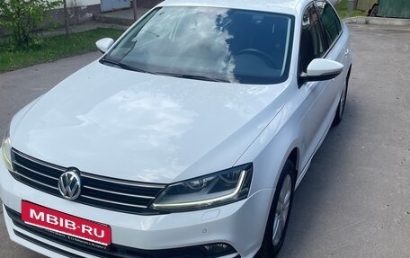 Volkswagen Jetta VI, 2018 год, 1 700 000 рублей, 11 фотография