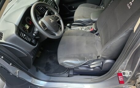Mitsubishi Outlander III рестайлинг 3, 2013 год, 1 400 000 рублей, 3 фотография