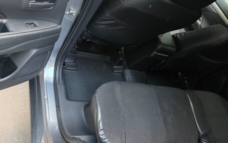 Mitsubishi Outlander III рестайлинг 3, 2013 год, 1 400 000 рублей, 6 фотография
