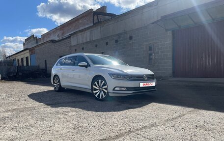 Volkswagen Passat B8 рестайлинг, 2018 год, 2 590 000 рублей, 2 фотография