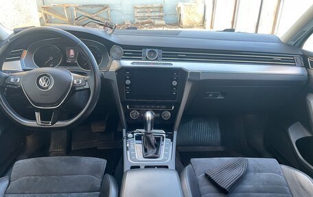 Volkswagen Passat B8 рестайлинг, 2018 год, 2 590 000 рублей, 30 фотография