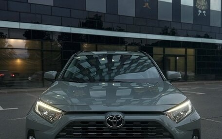 Toyota RAV4, 2020 год, 3 080 000 рублей, 10 фотография