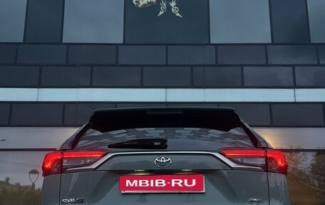 Toyota RAV4, 2020 год, 3 080 000 рублей, 16 фотография
