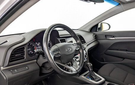 Hyundai Elantra VI рестайлинг, 2019 год, 1 690 000 рублей, 16 фотография
