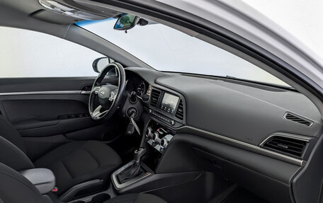 Hyundai Elantra VI рестайлинг, 2019 год, 1 690 000 рублей, 11 фотография