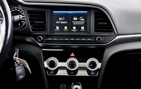 Hyundai Elantra VI рестайлинг, 2019 год, 1 690 000 рублей, 15 фотография