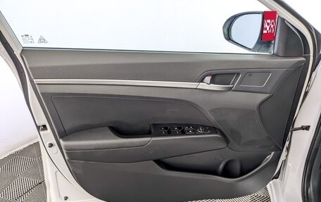 Hyundai Elantra VI рестайлинг, 2019 год, 1 690 000 рублей, 19 фотография