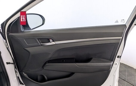 Hyundai Elantra VI рестайлинг, 2019 год, 1 690 000 рублей, 24 фотография